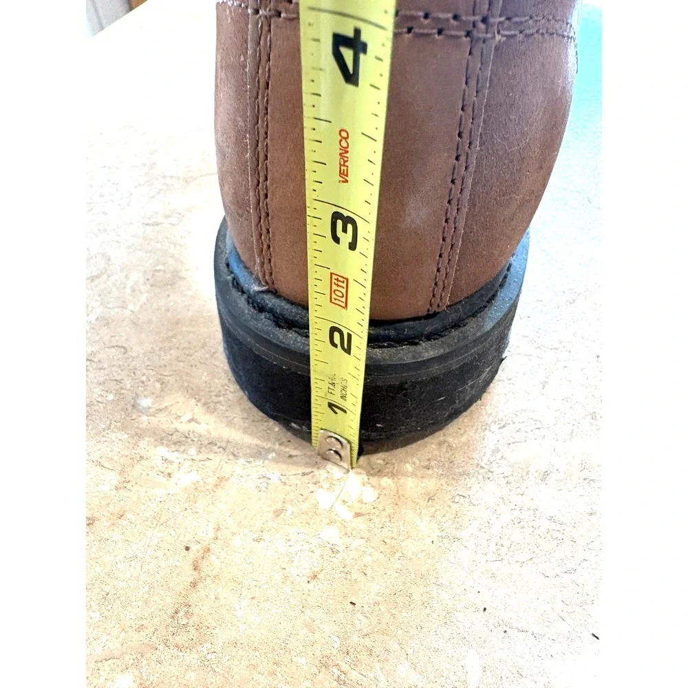 Old Mill leather suede work boots  round toe lace-up  Size 9M